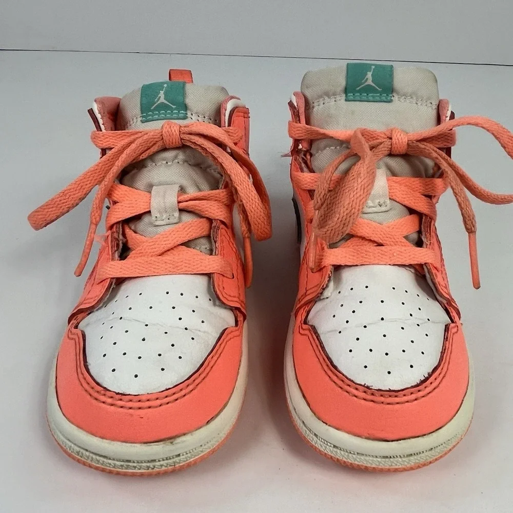 Nike nice gently